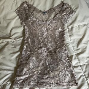 Y2K Vintage Charlotte Russe Floral Lace Sheer Lavender Purple Short Sleeves Top